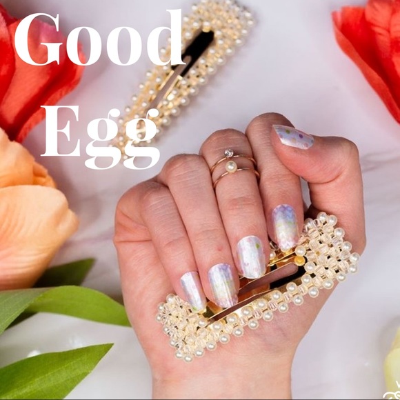 ColorStreet Retired 2020 Good Egg Easter Nails NWT - Picture 1 of 5